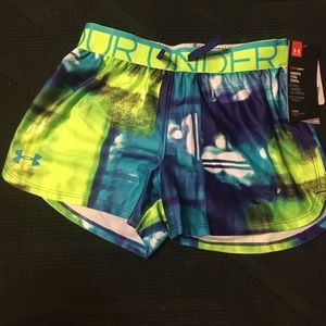 🔥UNDER ARMOUR   FREE NIKE SHIRT🔥